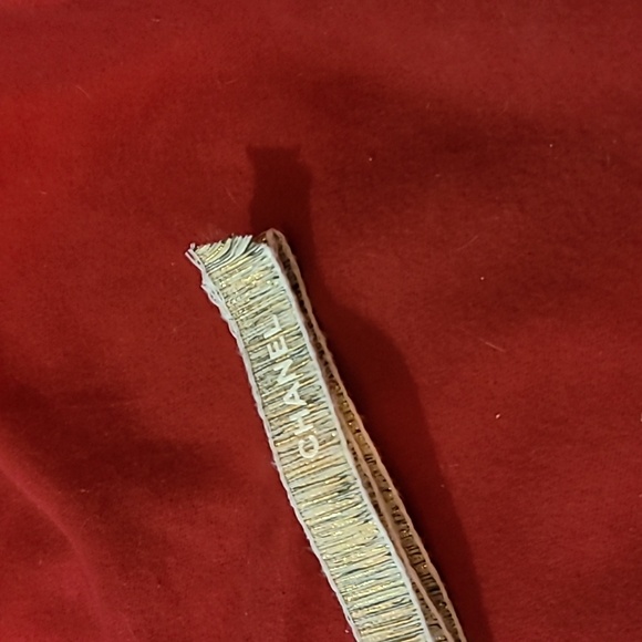 Authentic CHANEL Ribbon - Picture 3 of 4